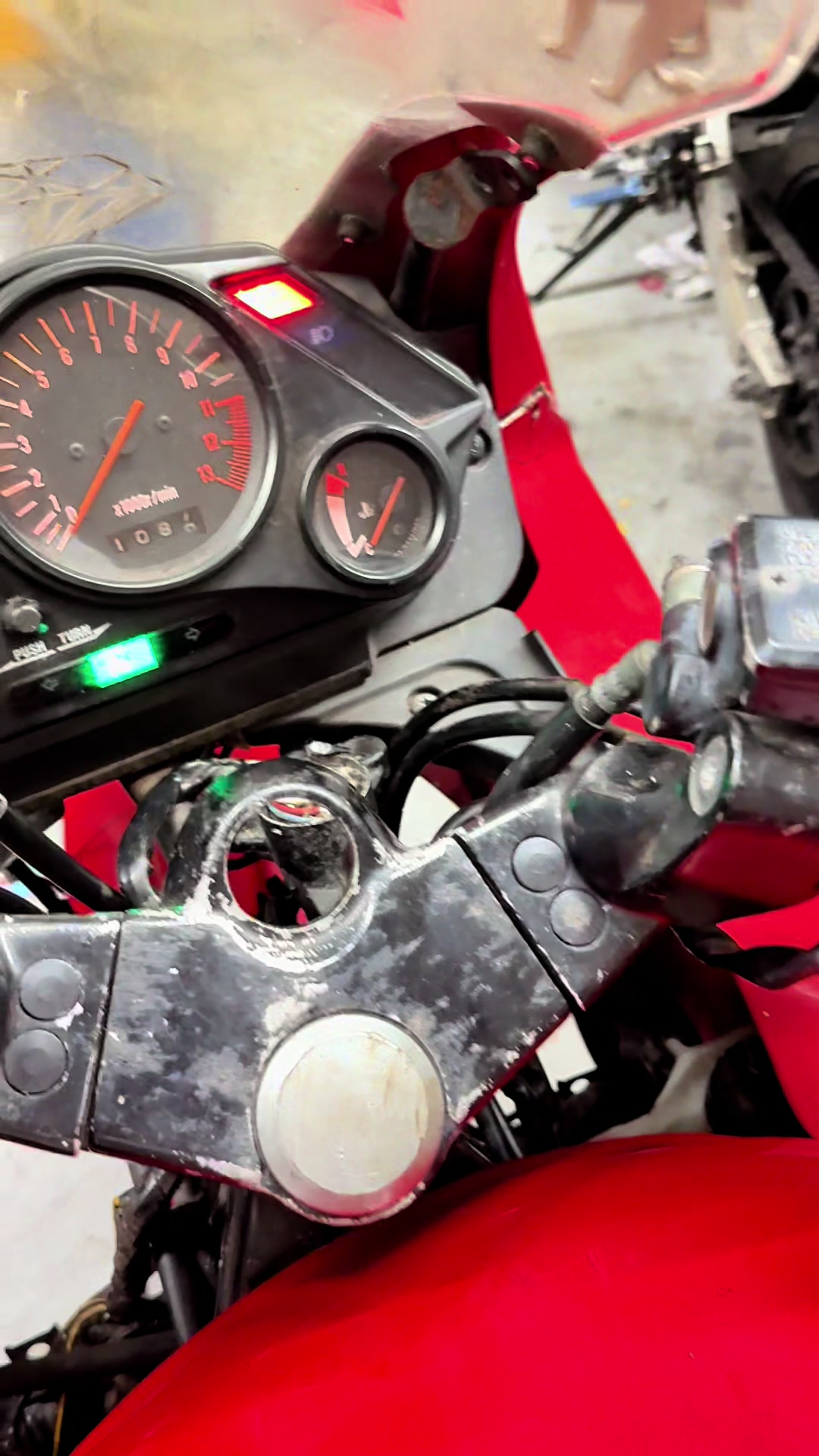 @karlmotorcycle