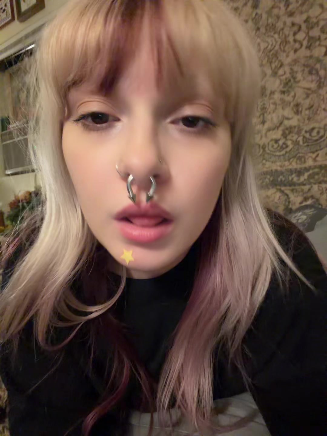 @ᏊˊꈊˋᏊ
