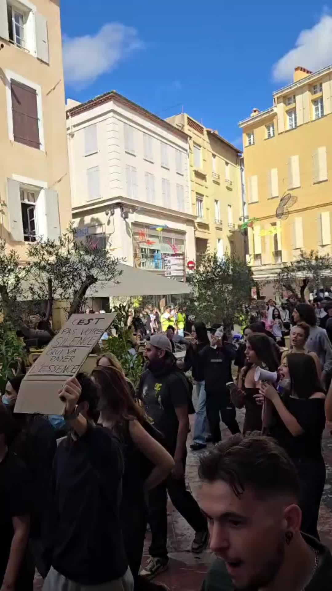 @L'Indépendant