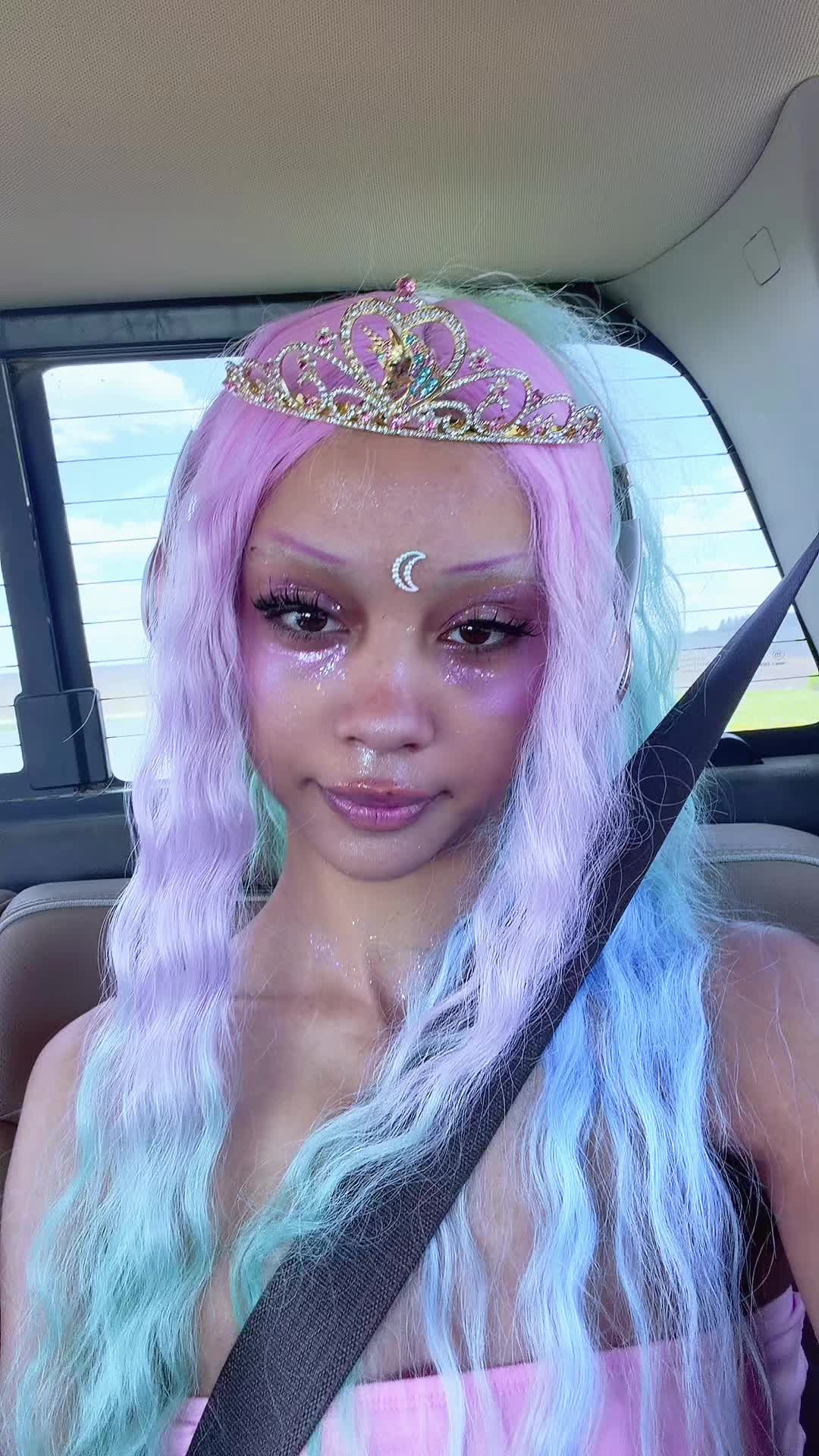 @𝘐𝘴𝘢𝘣𝘦𝘭𝘭𝘢 𝘔𝘰𝘰𝘯🌙