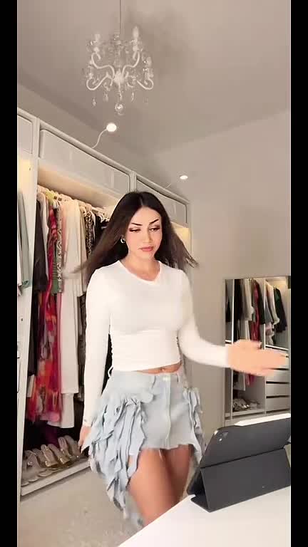 @raha.roshandel