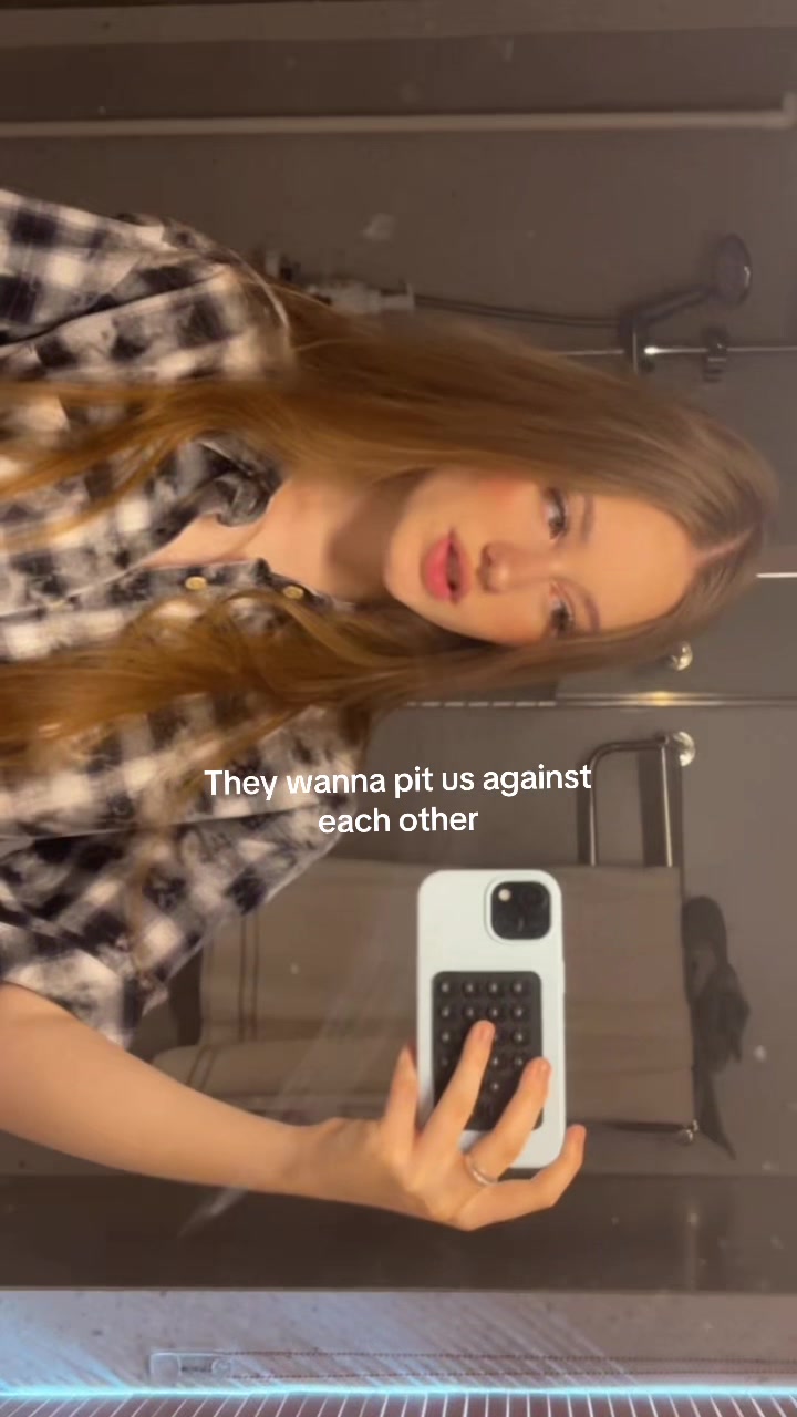 @шабишкина 🇨🇳