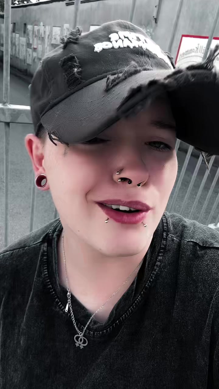 @x_sensitive_toxic_x