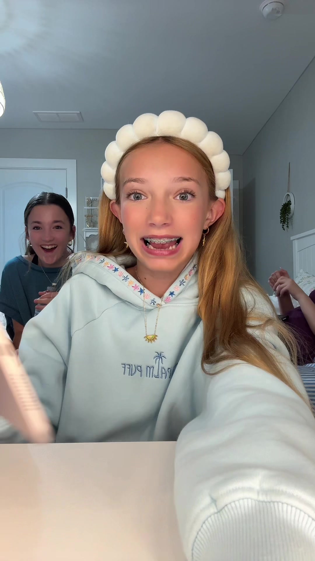 @𝑎𝑑𝑑𝑖🌞🐠💐🐬🏄&zwj;♀️😇💝🐚🌷