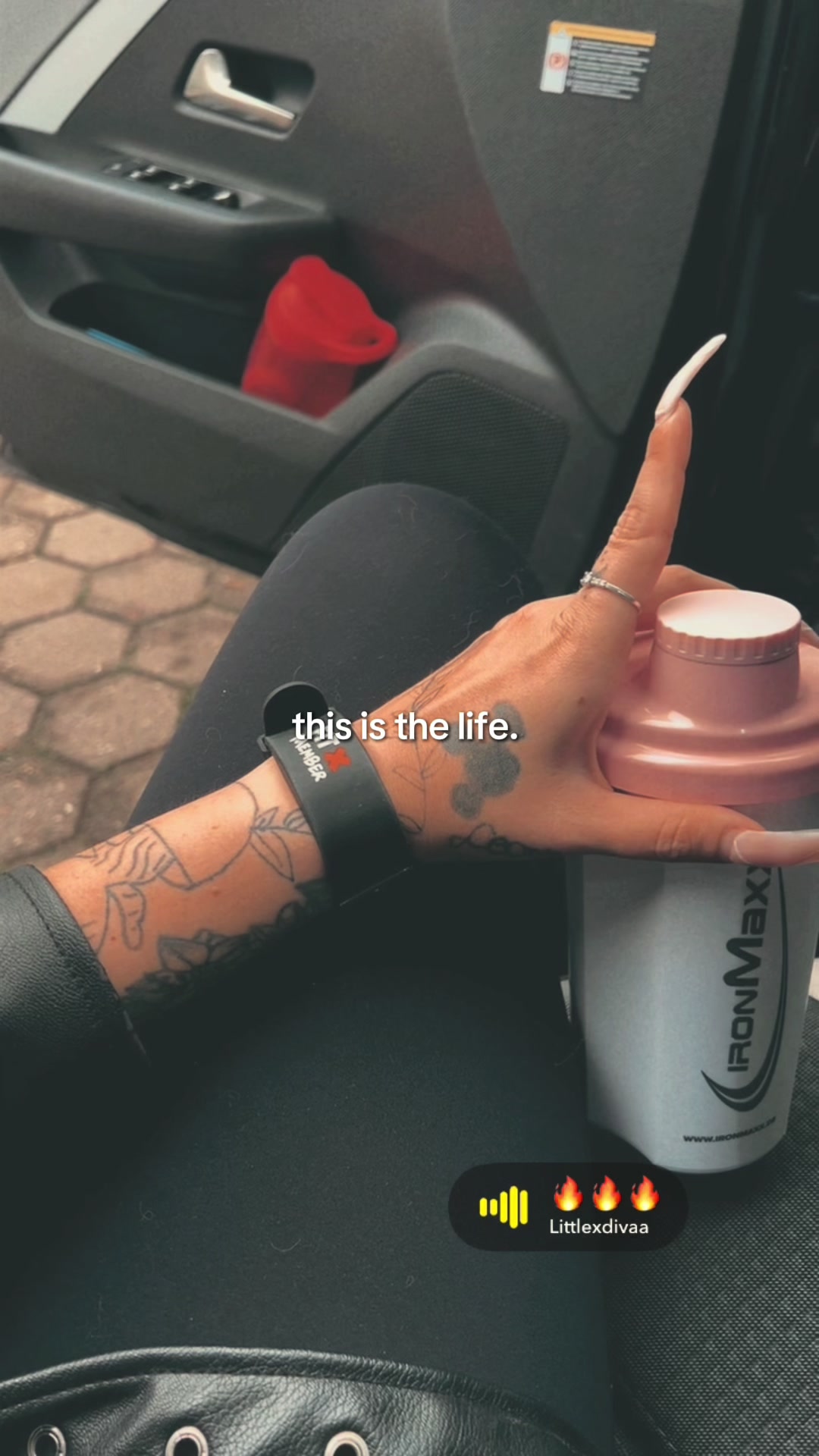 @LittlexDivaLive