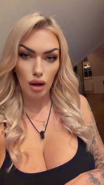 @Inked_Kira