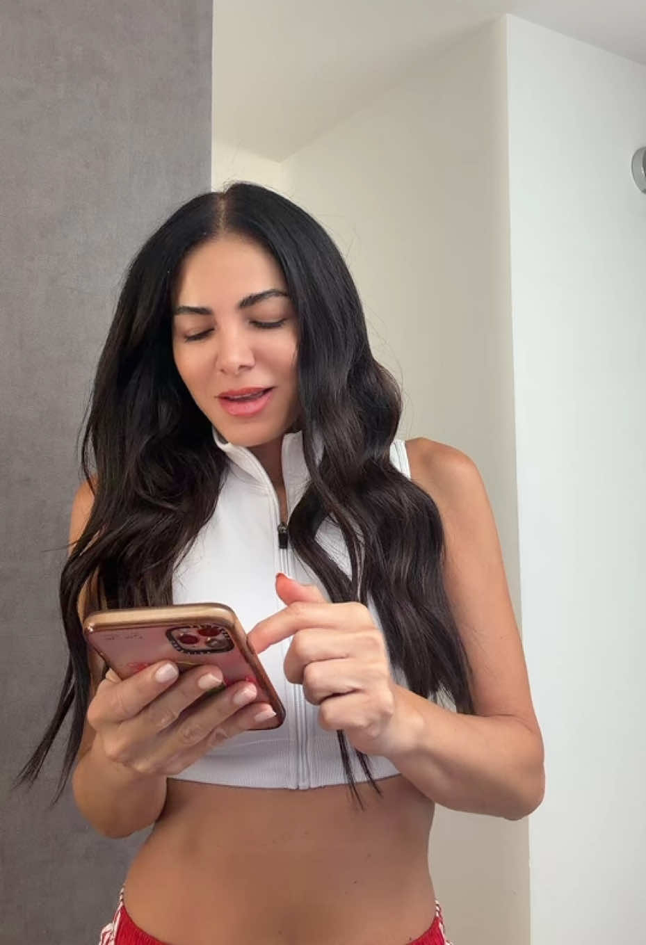 @Vanessaarias