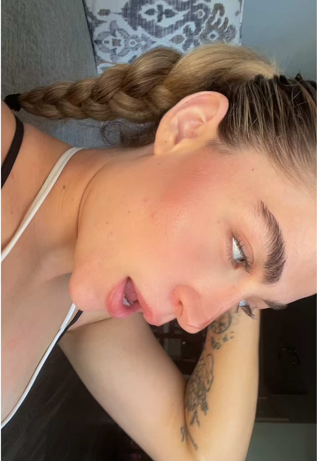 @Valentina