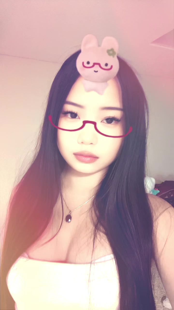 @jkhmdina | ឌីណា