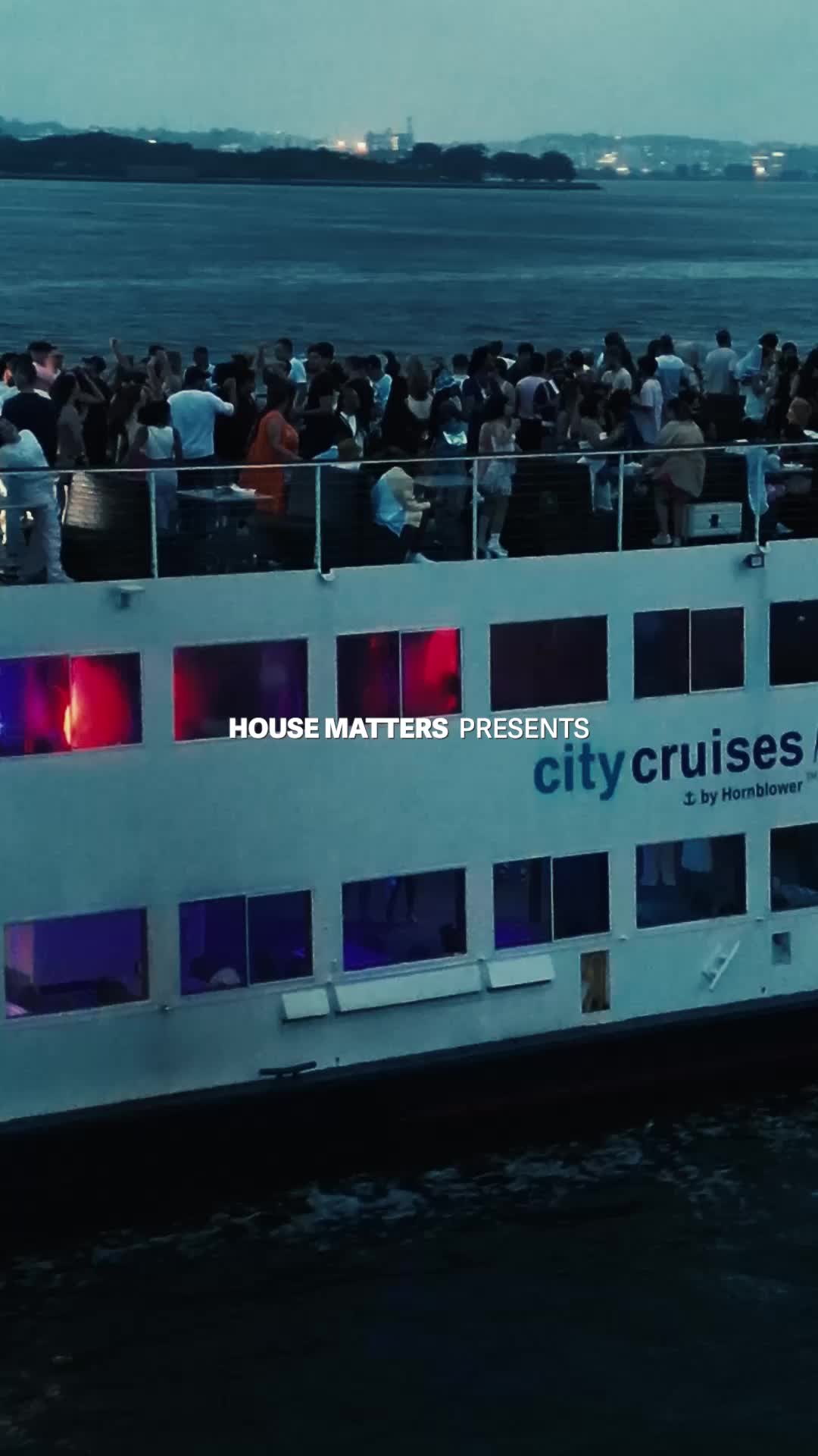 @iBoatNYC