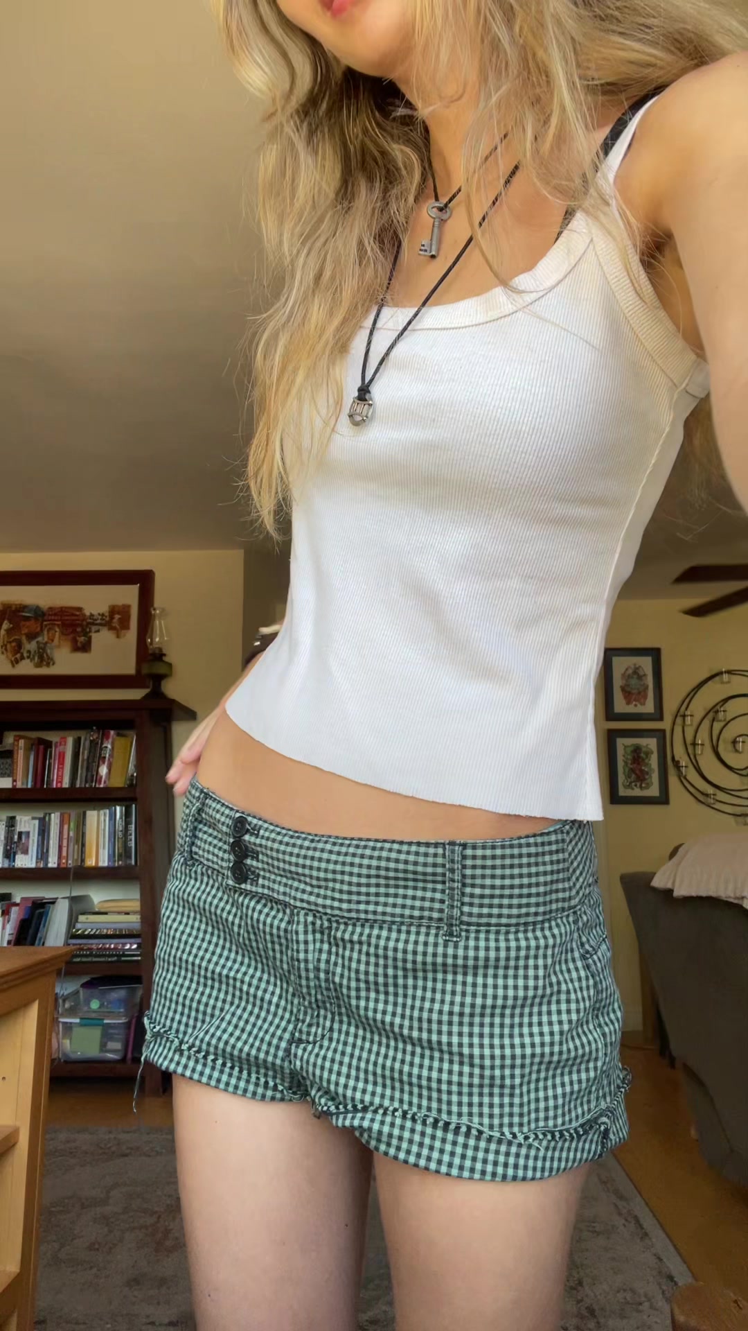 @chocolatemilkmousedeer16