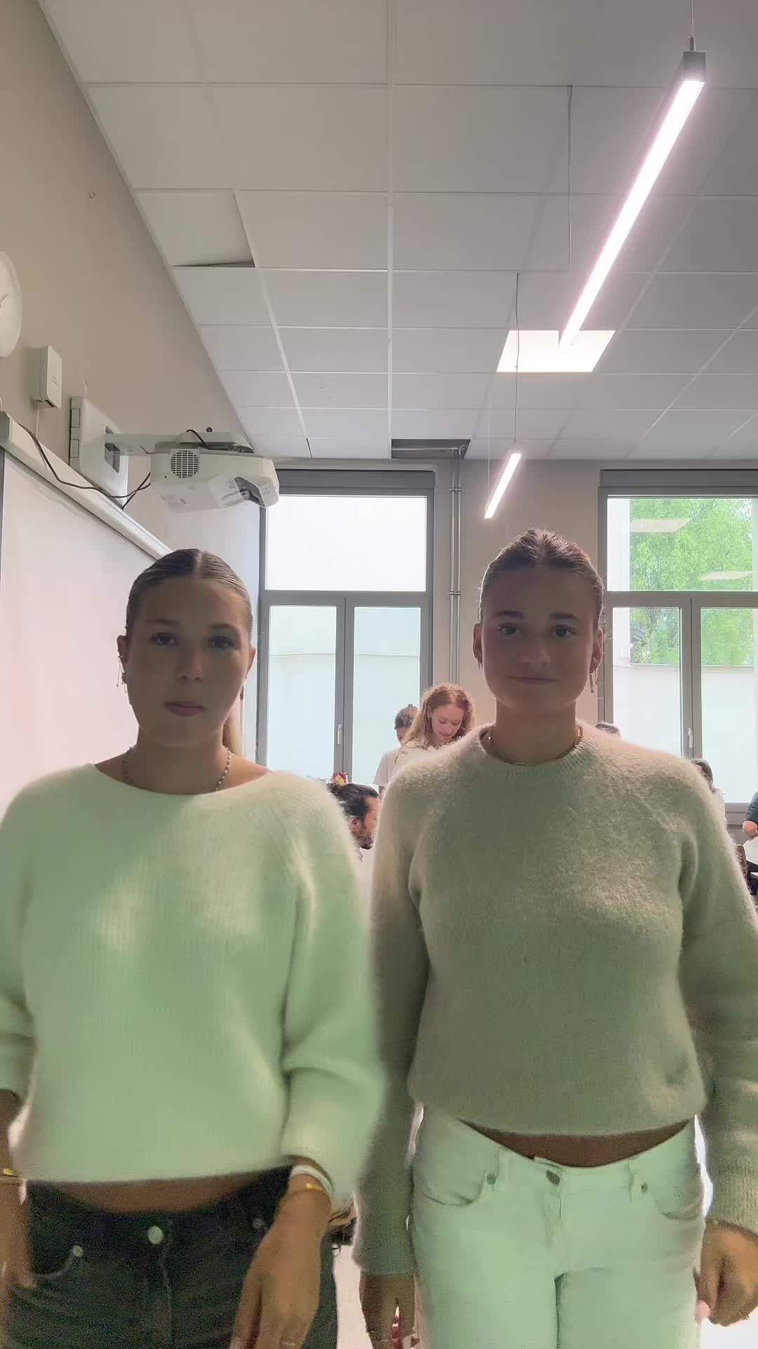 @C&eacute;lia