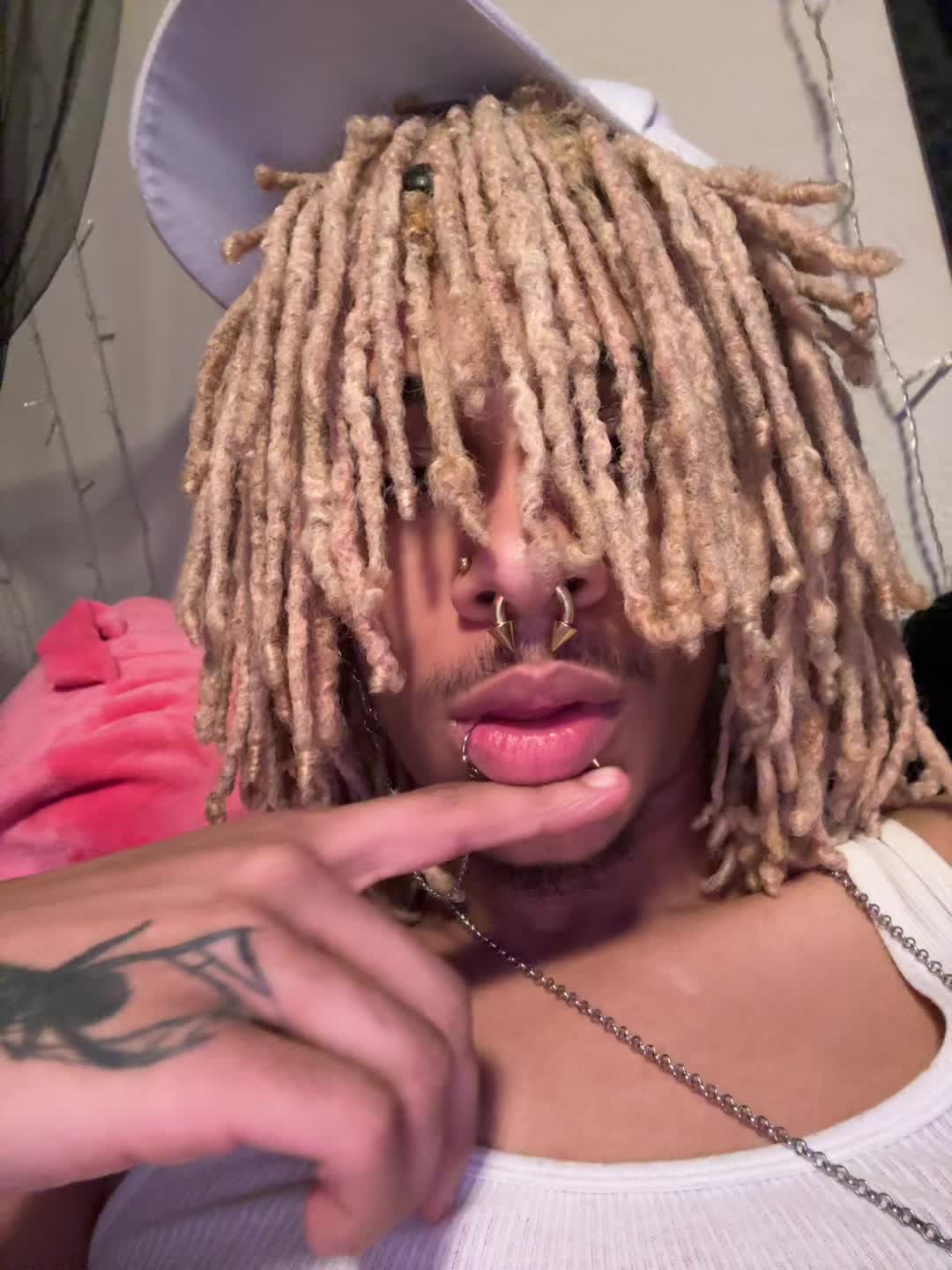 @𖣂♱AK𖣂♰