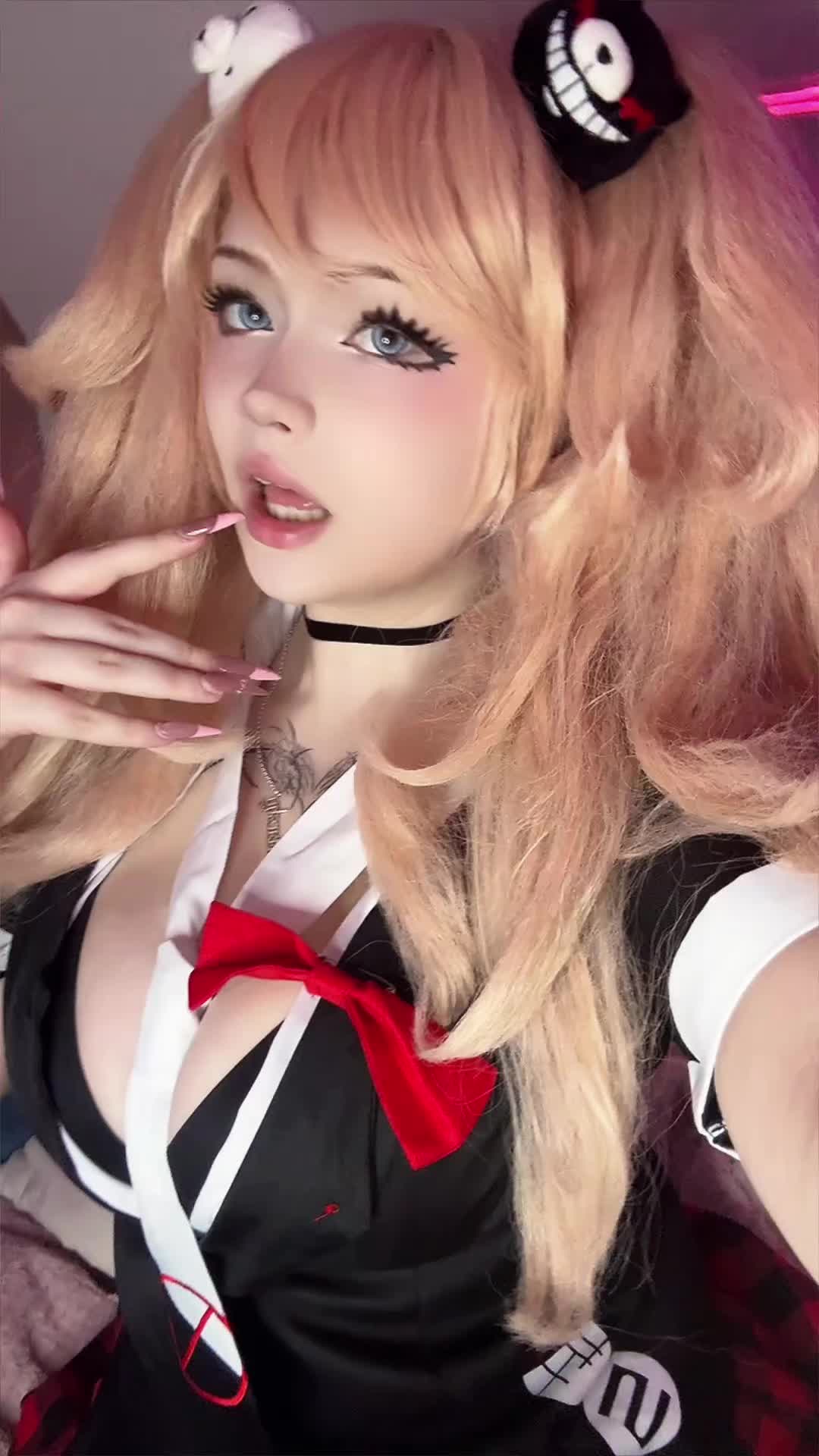 @twitch.tv/milkienyan