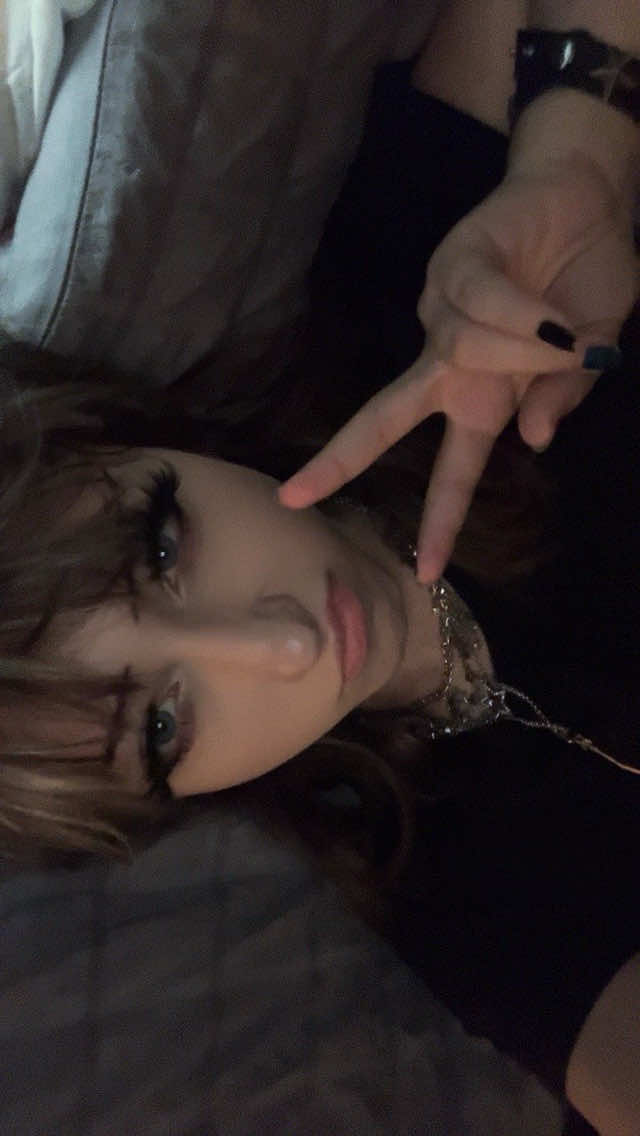 @lizzystarz