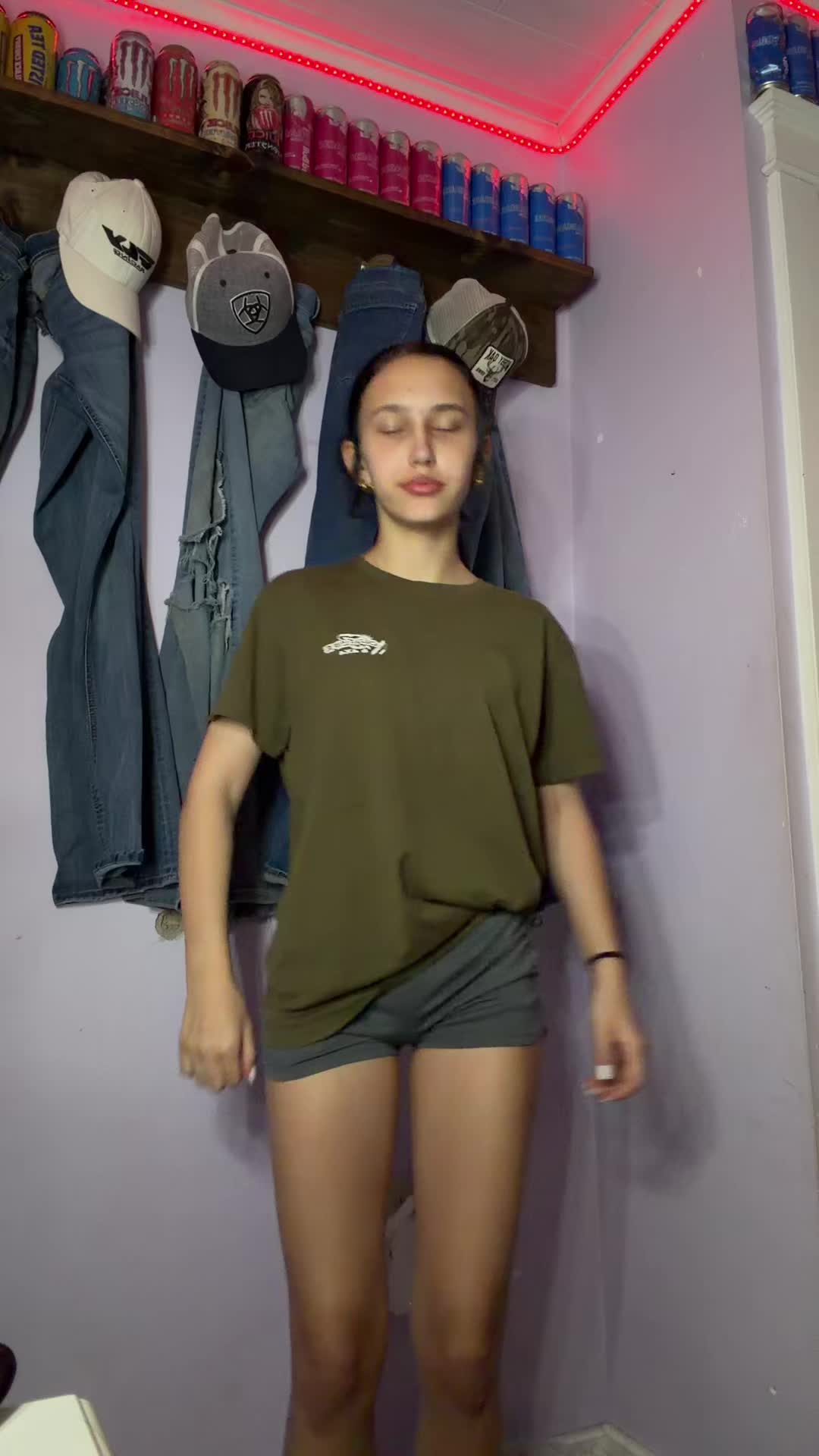 @Spammmn🦈