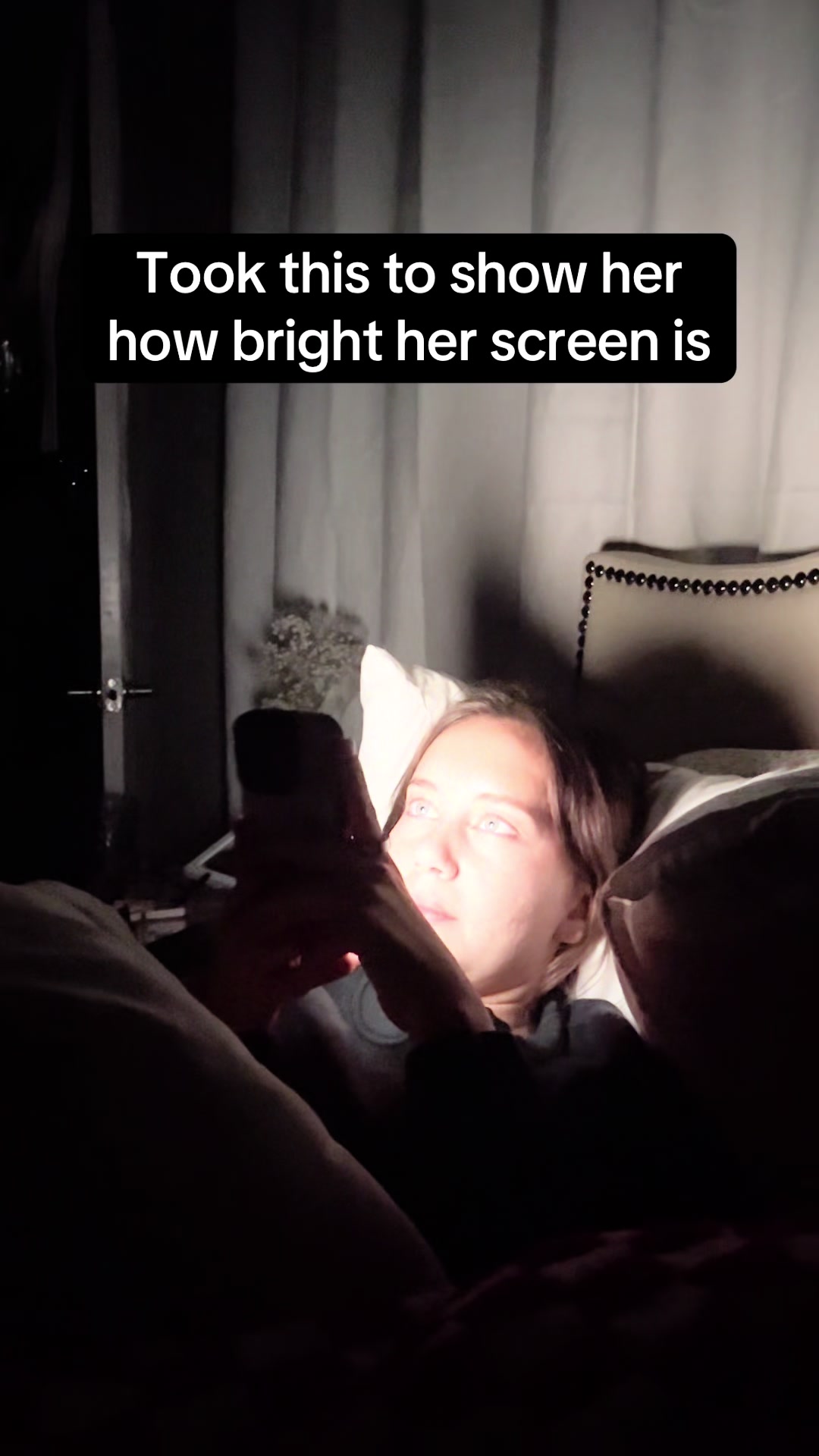 @mia.banales