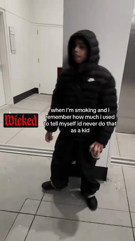 @️