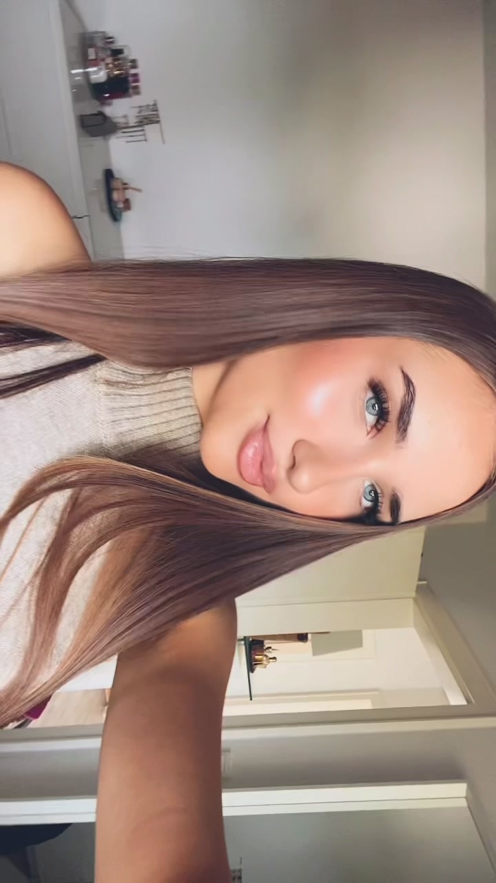 @𝐥𝐚𝐧𝐚 𝐚𝐬𝐥𝐚𝐧𝐨𝐯𝐧𝐚