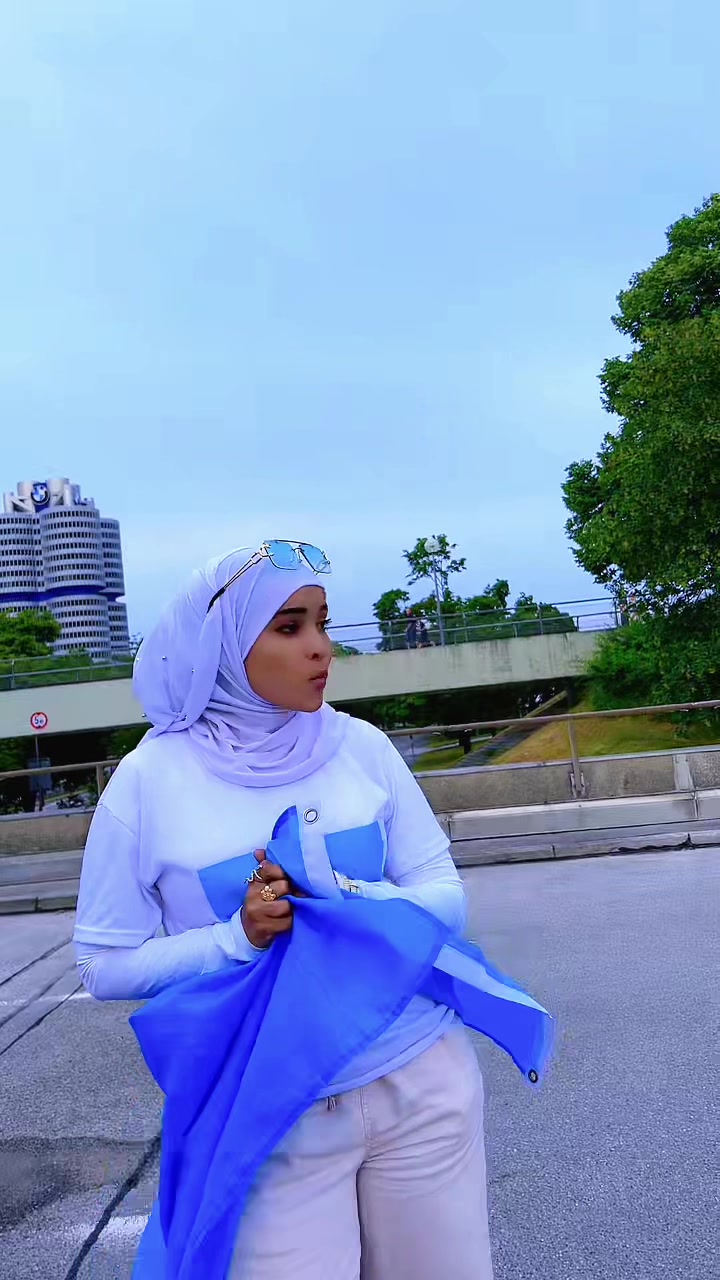 @👸Zuusu Ahmed Suraley🇸🇴🇩🇪