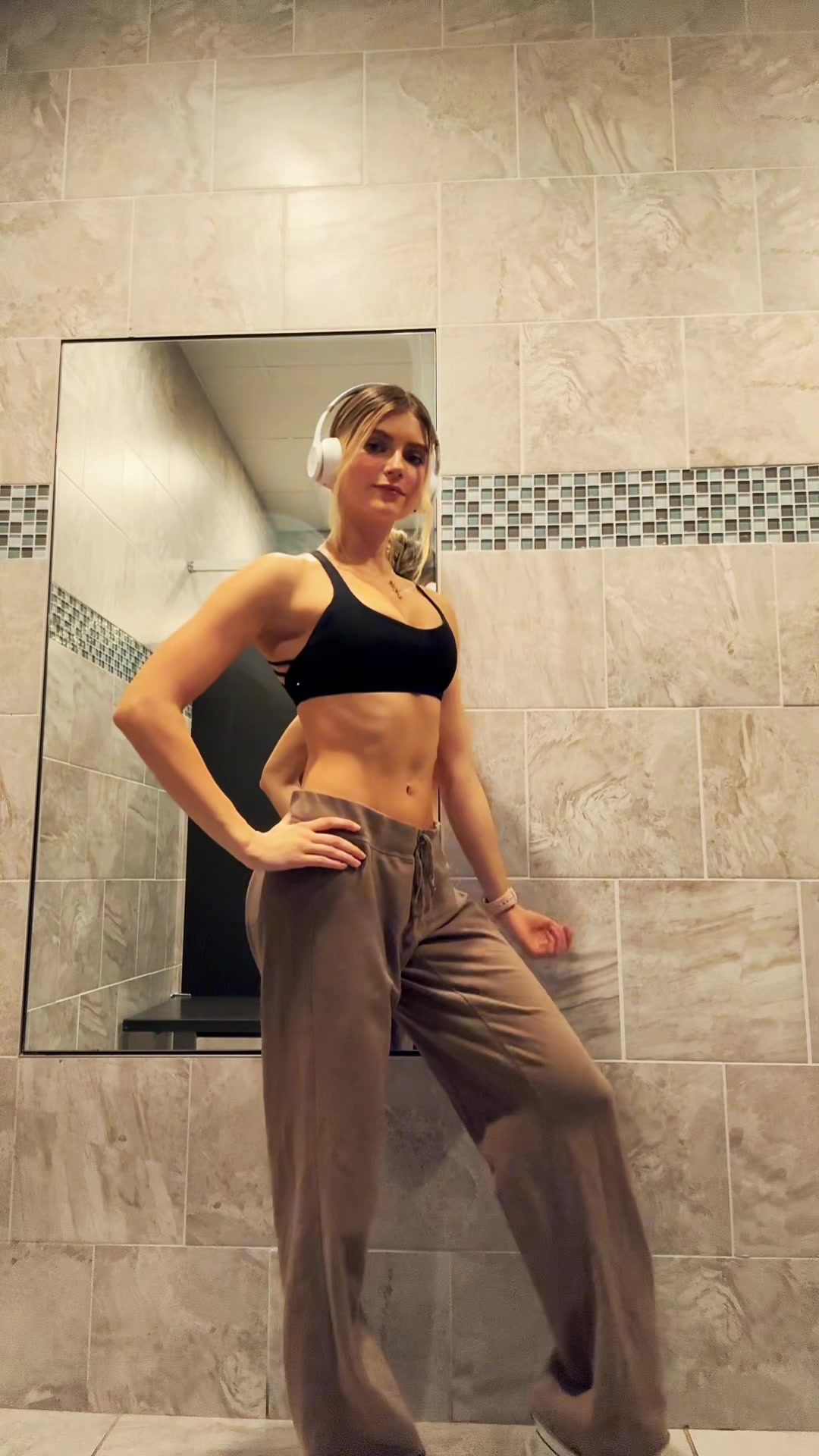@marisa <3