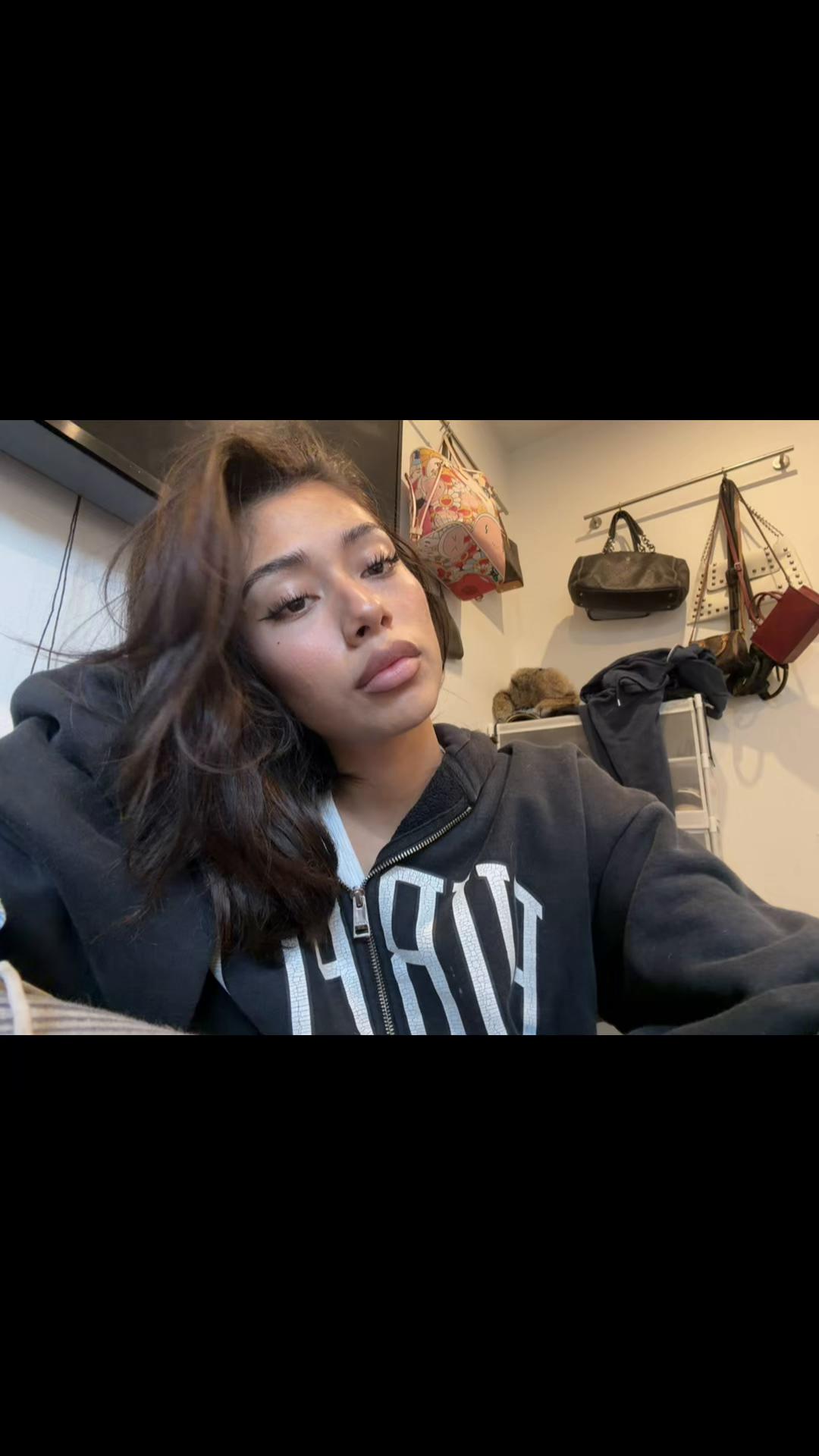 @iz