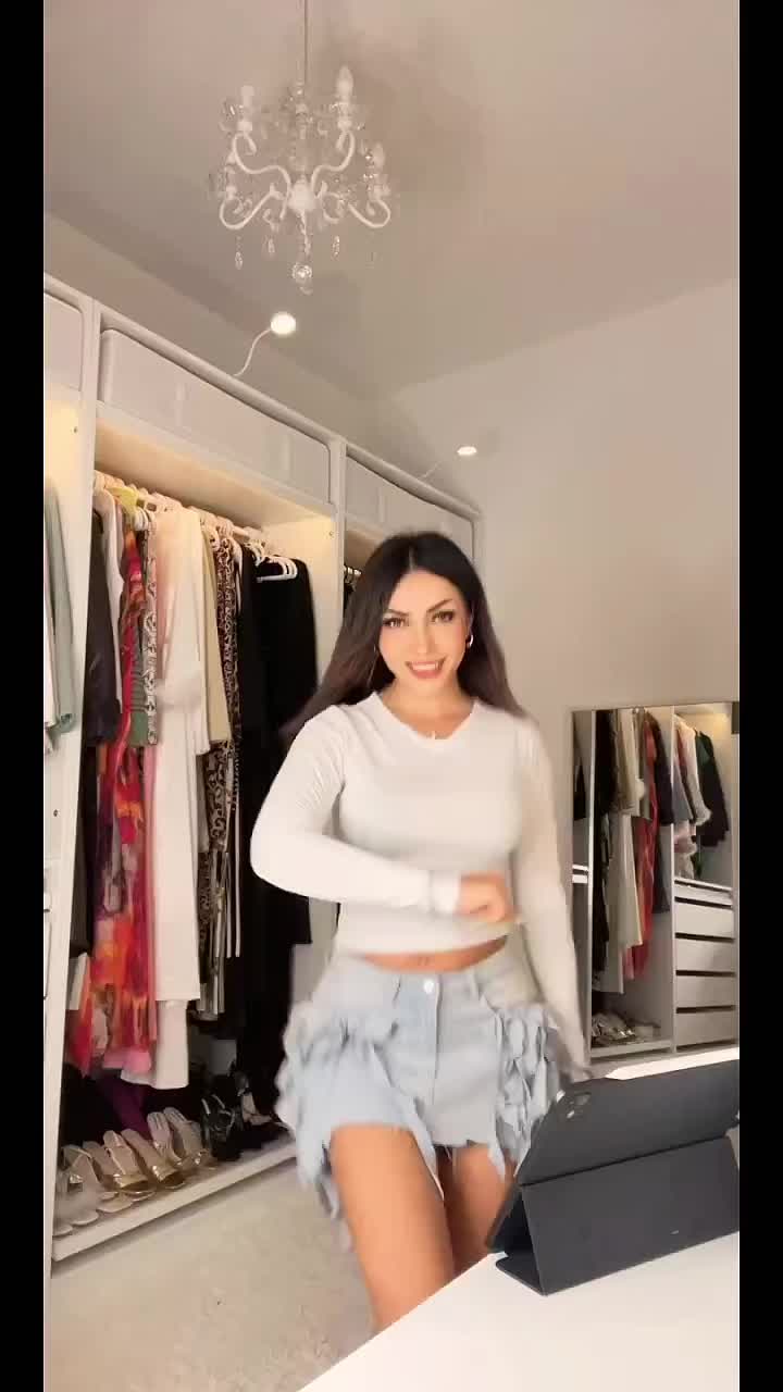 @raha.roshandel