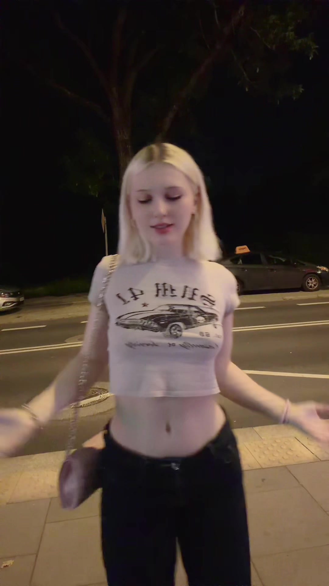 @janie_