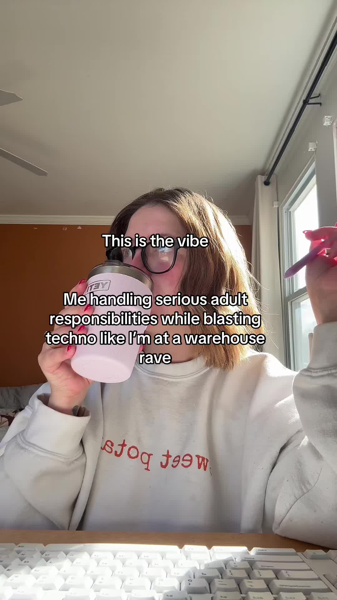@momwhittme