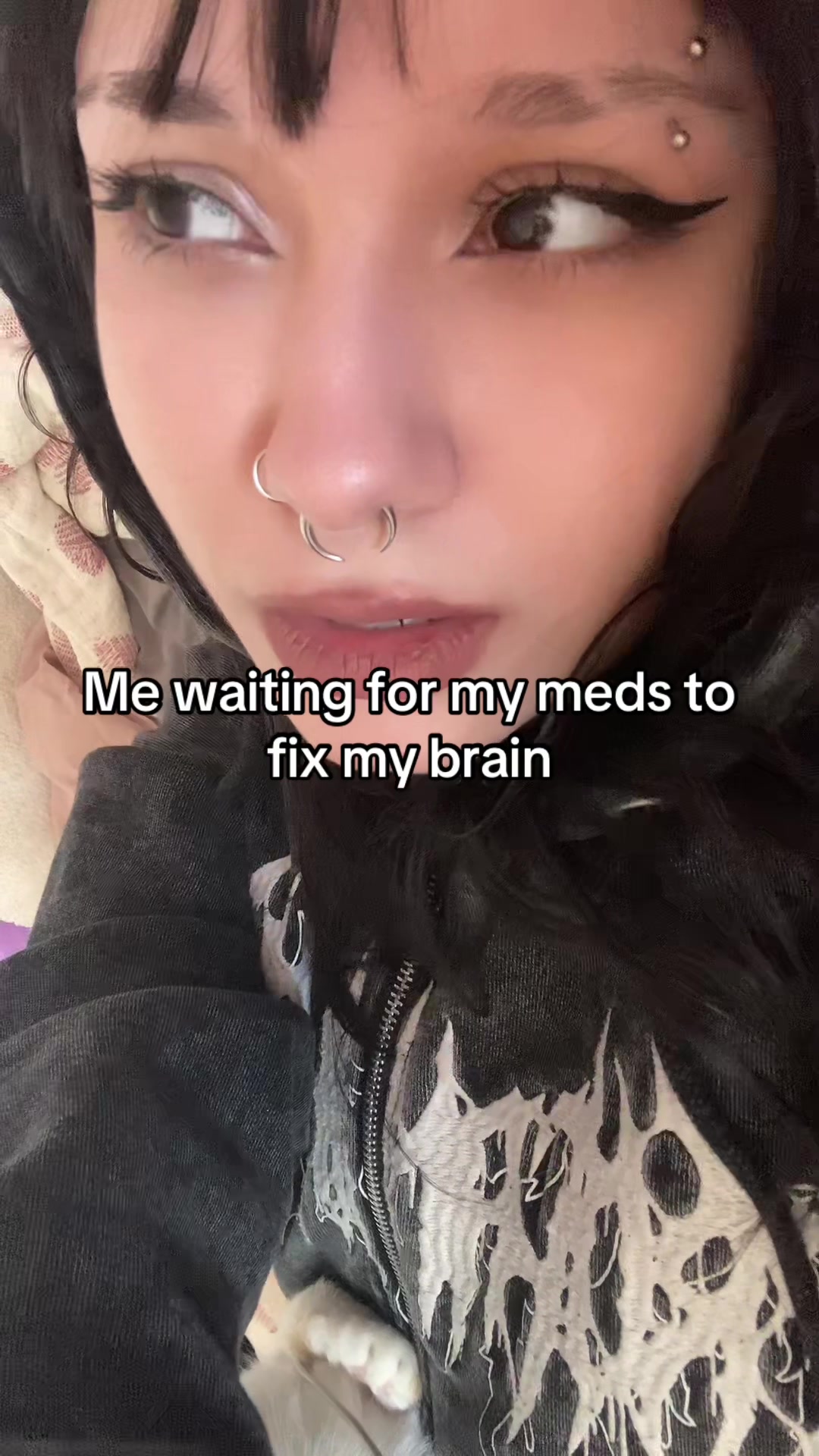@Aprillollli >:(