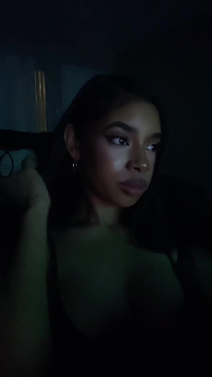 @Diamond Monique✨