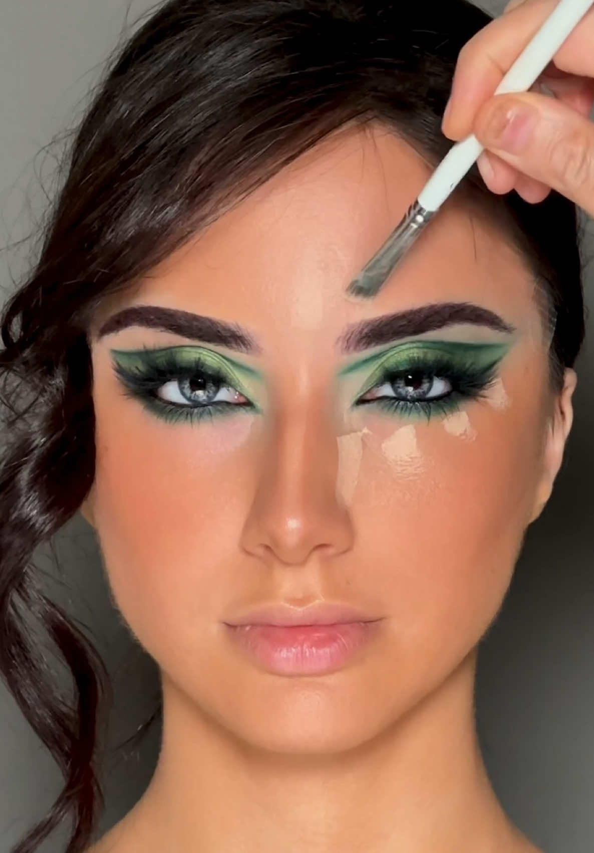@NeslisMakeup_