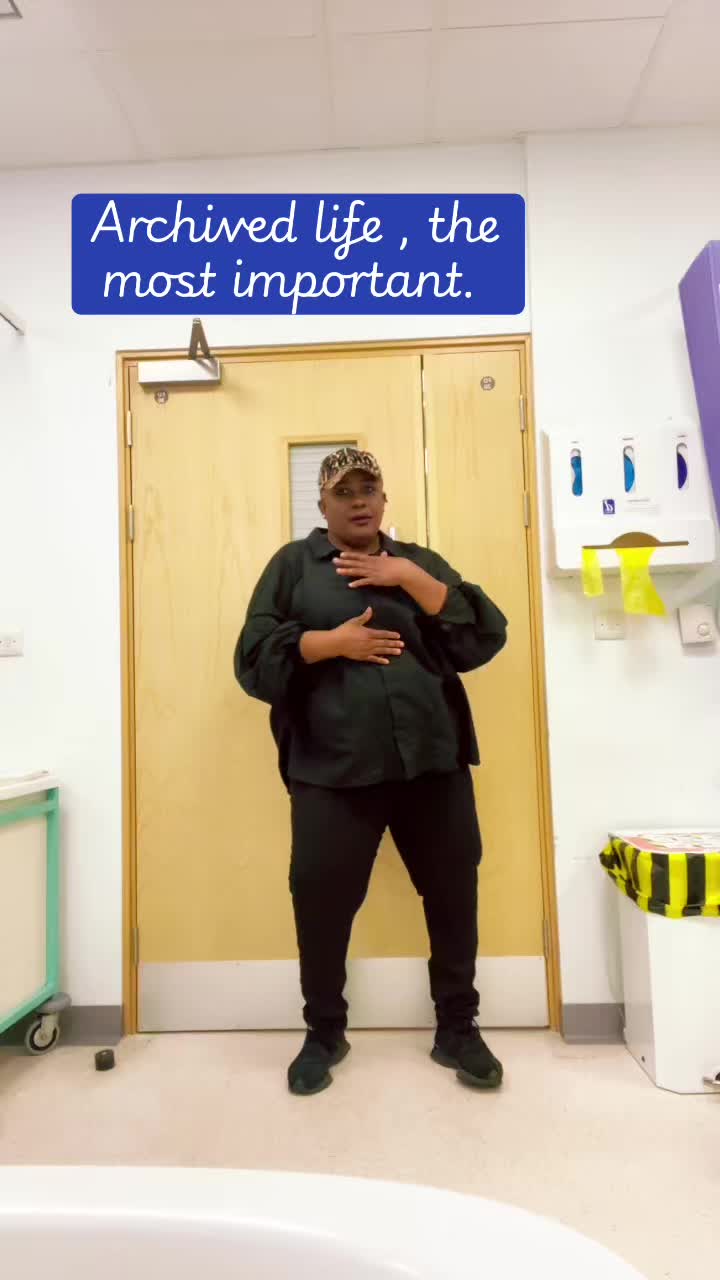 @DANCING NURSE