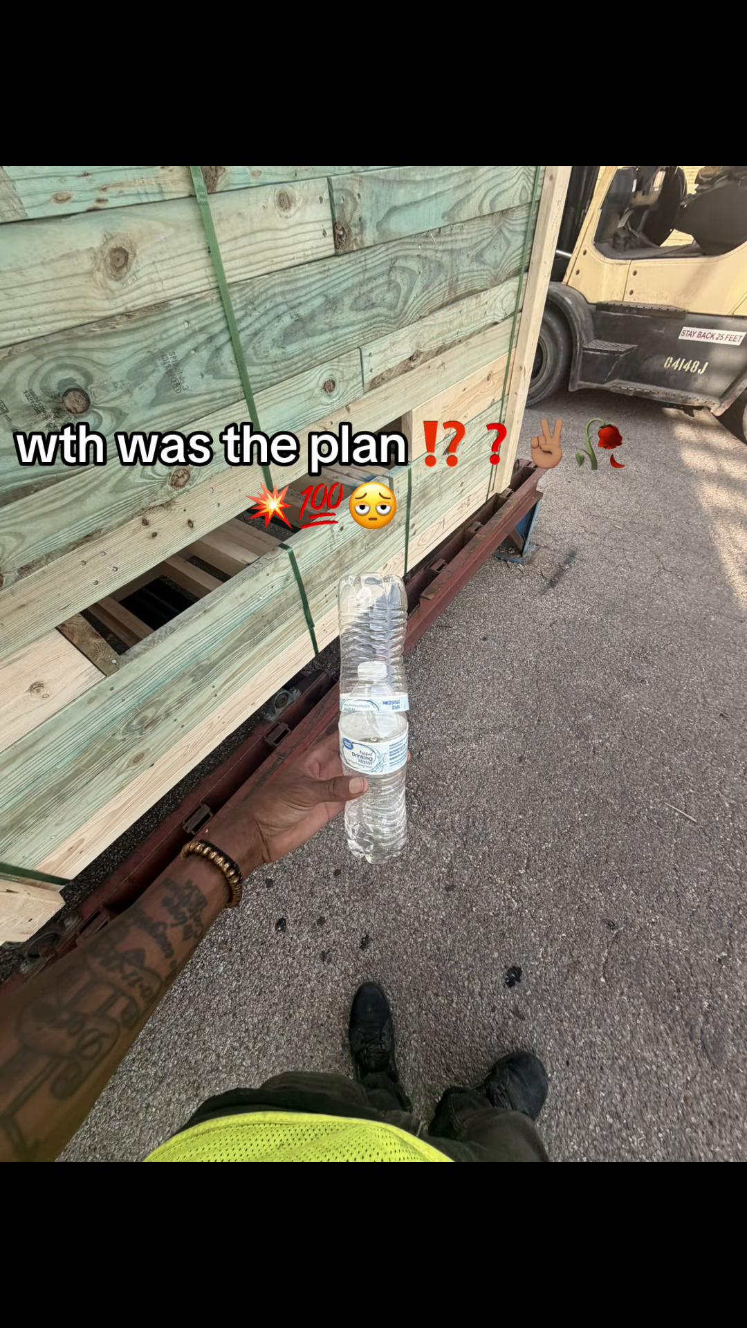 @teestillindatrench