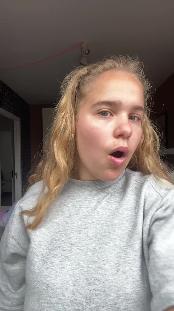 @𝒷𝑜𝒸𝒽𝑒𝓁𝓋𝒶𝓃𝓂𝒶𝓉𝓉