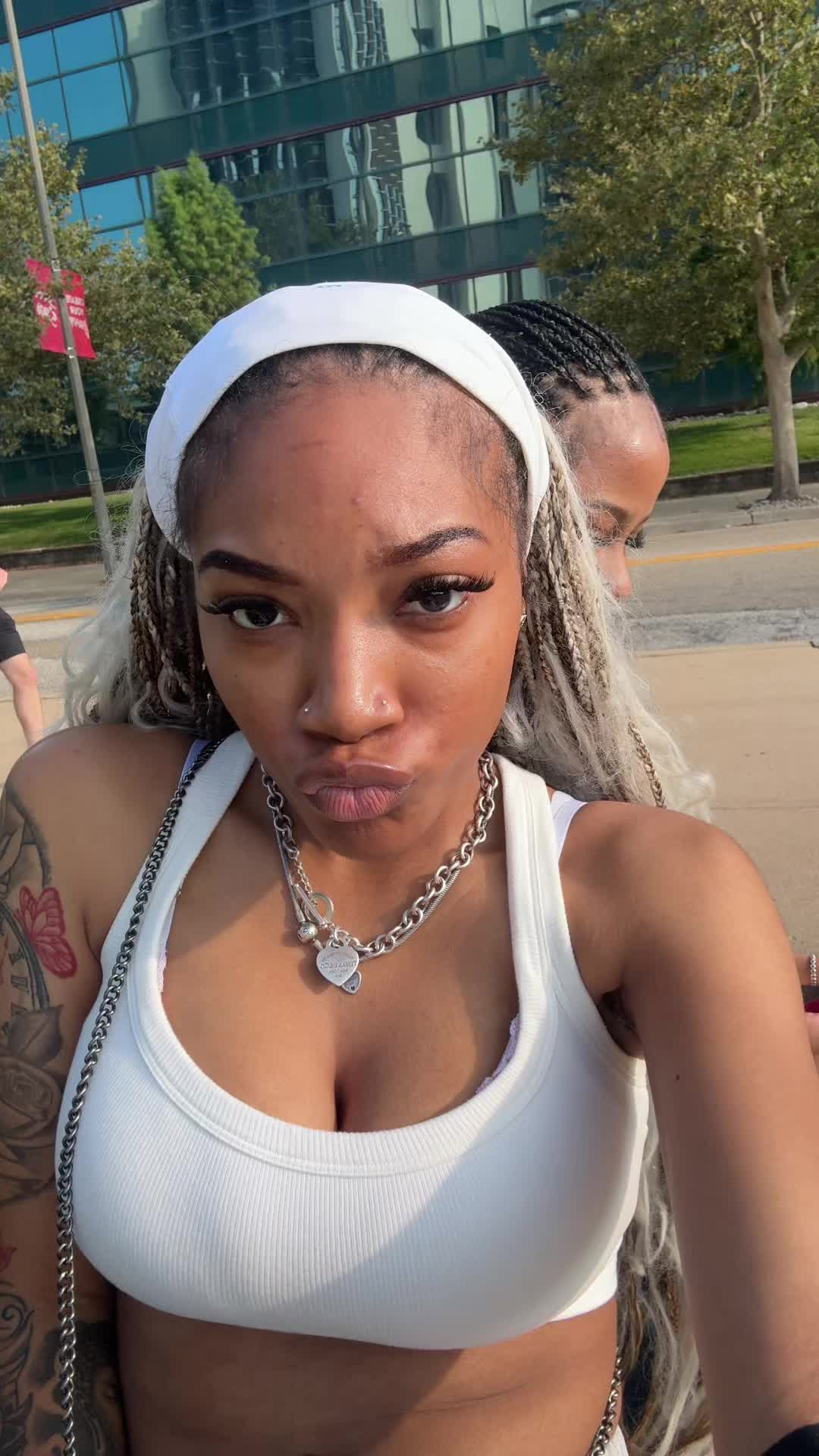 @dagloryprincess
