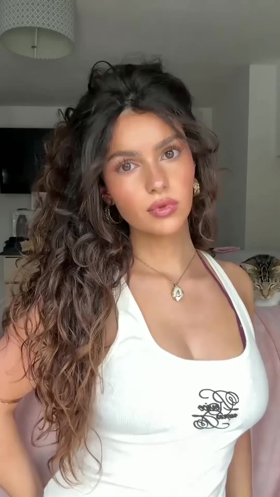 @emmawhatstwo13978844