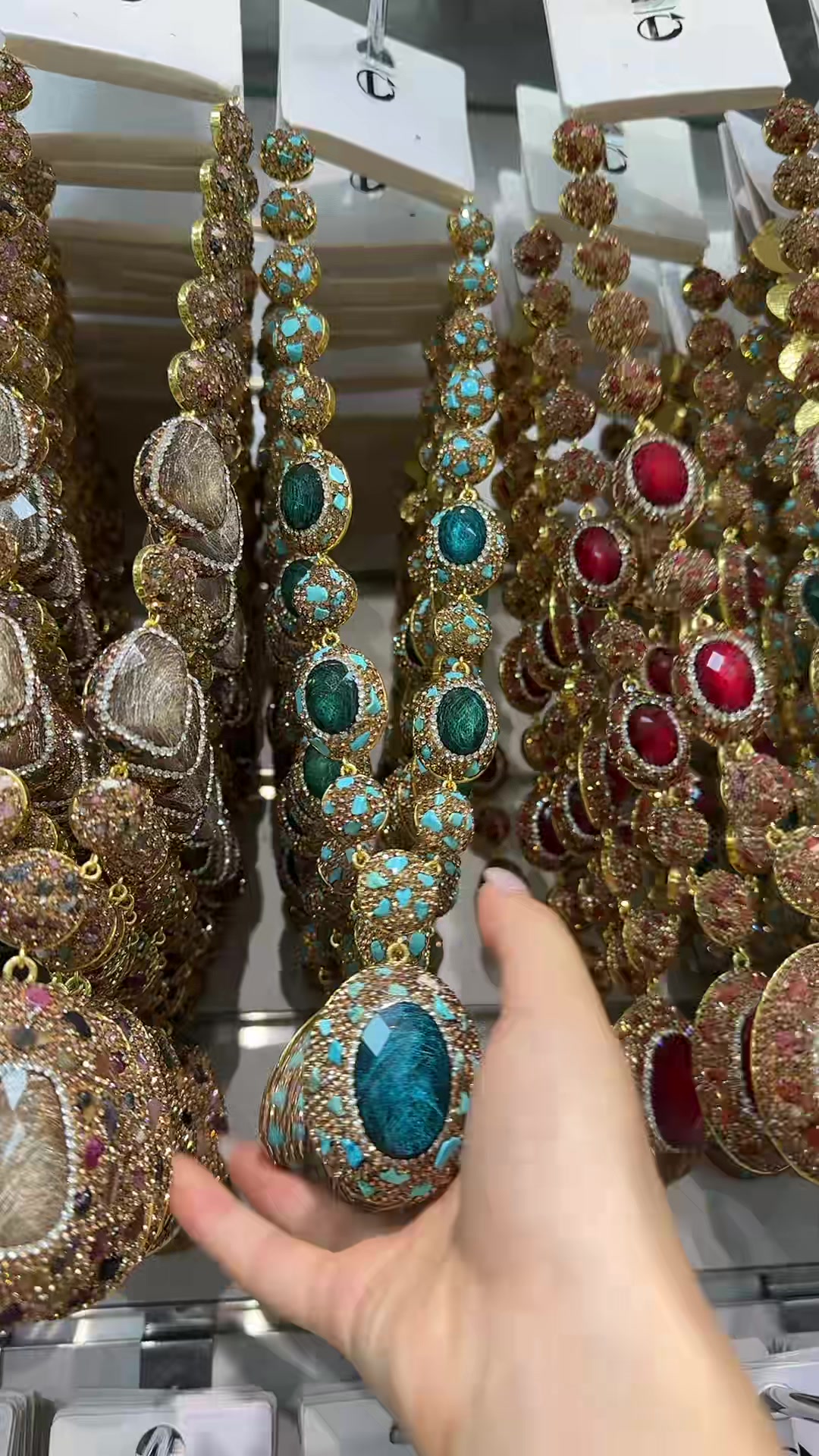 @oliviaaccessories