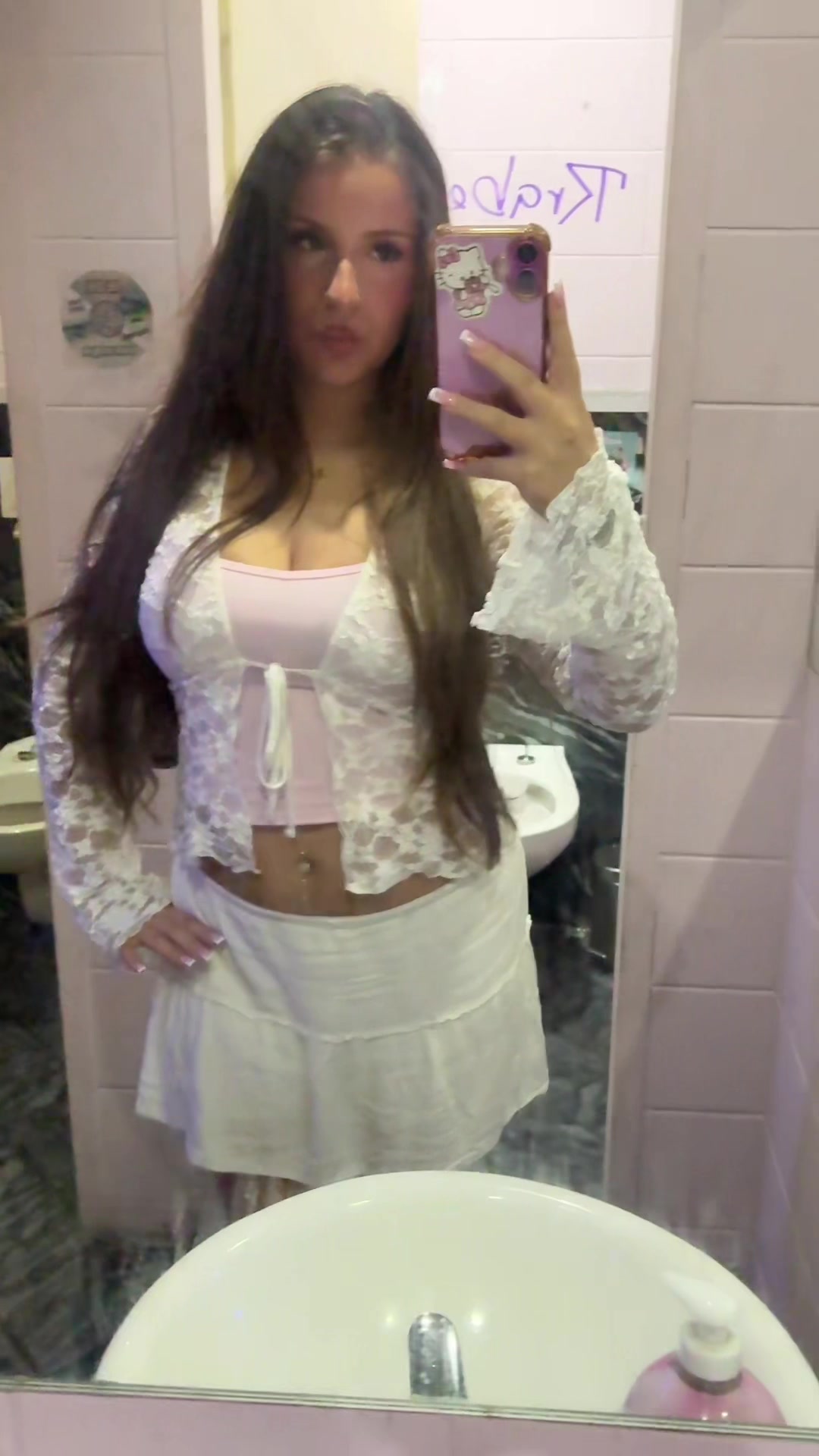 @𝓱𝓲𝔀𝓪𝓷🌺🪽