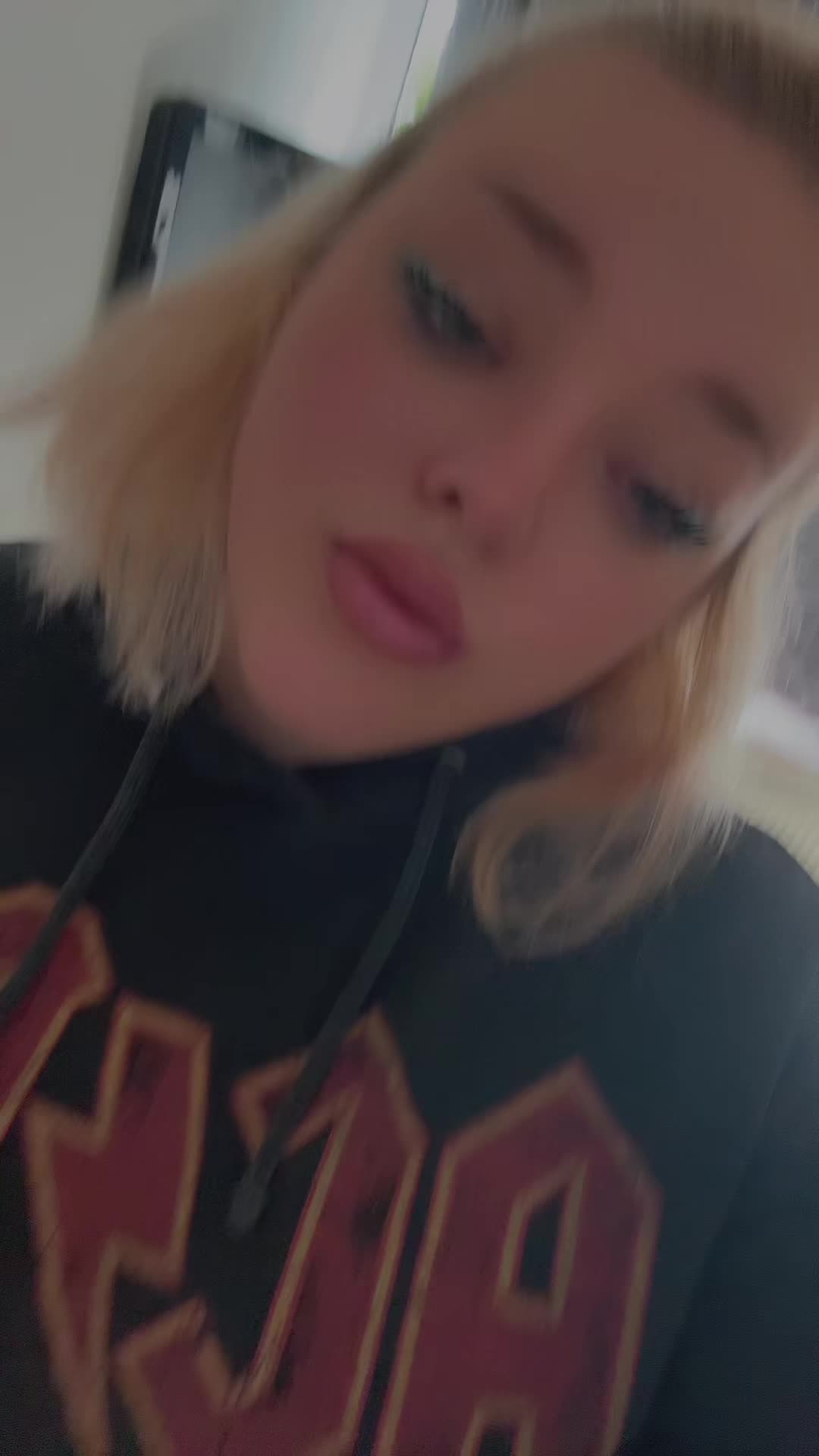 @Seine _Frau241124