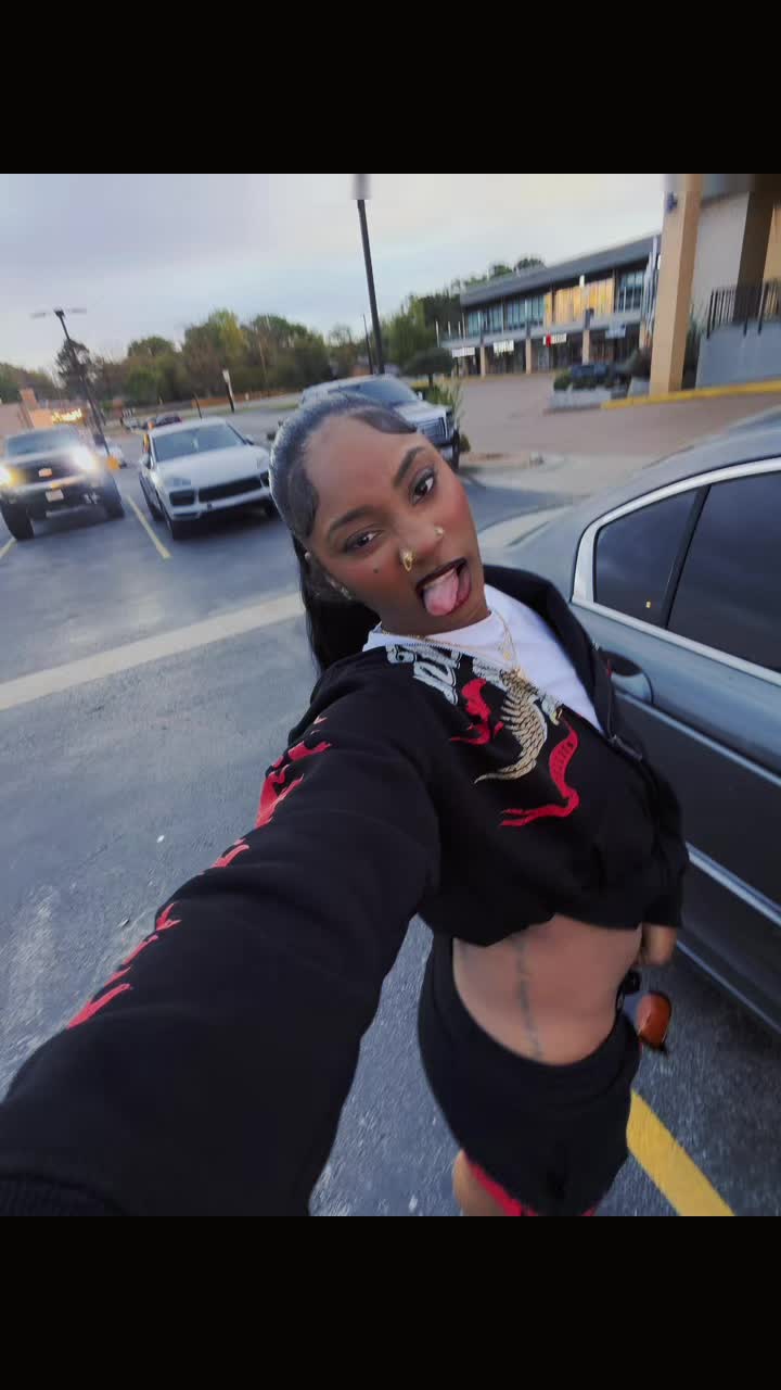 @YonnaB <3