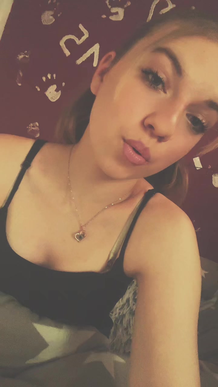 @ℭ𝔢𝔩𝔦𝔫𝔢