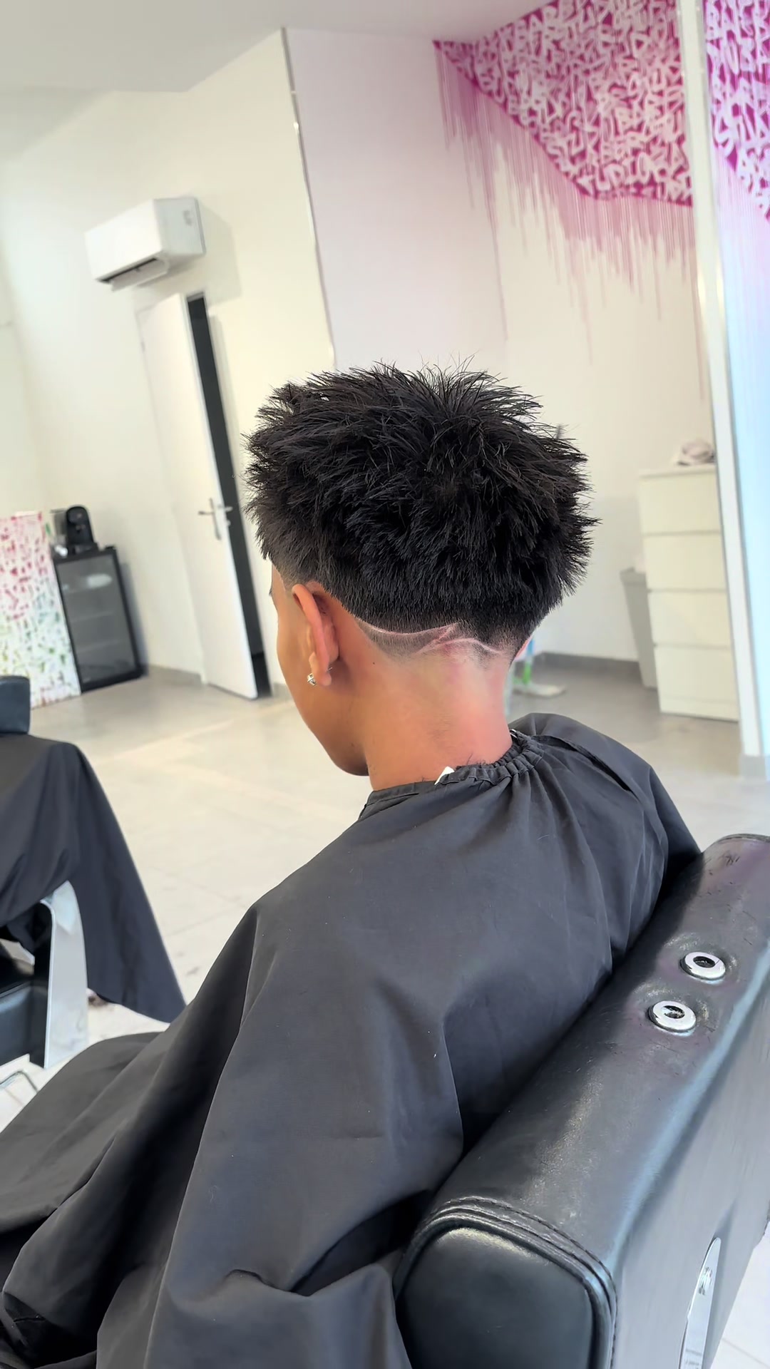 @LRZ_HAIR.BARBER