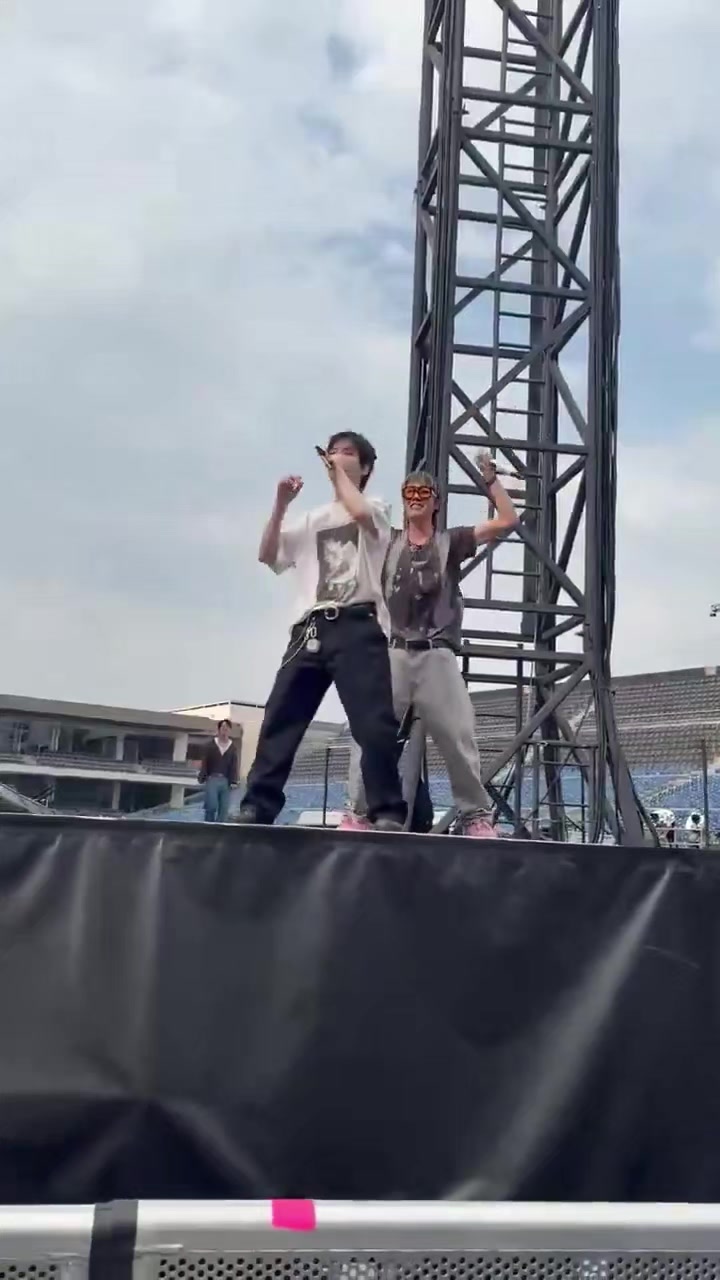 @⁷ᴊᴏᴏɴɪᴇᴇ