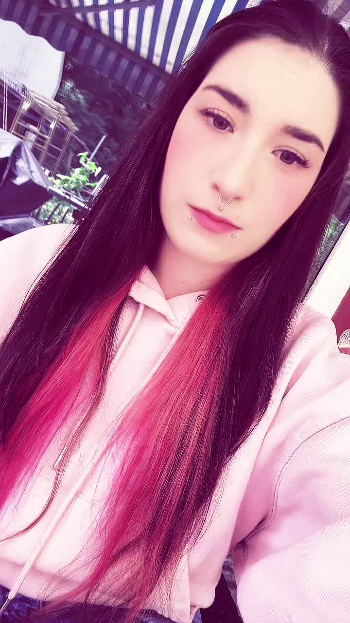 @ღ𝒞𝒽𝒶ℴ𝓈𝓆𝓊ℯℯ𝓃ღ