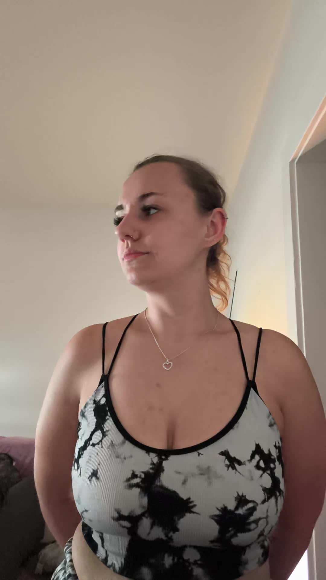 @Vani🦅🇩🇪