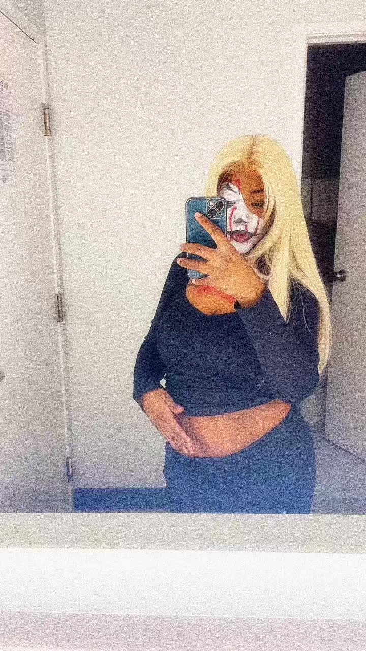 @zeebeax_