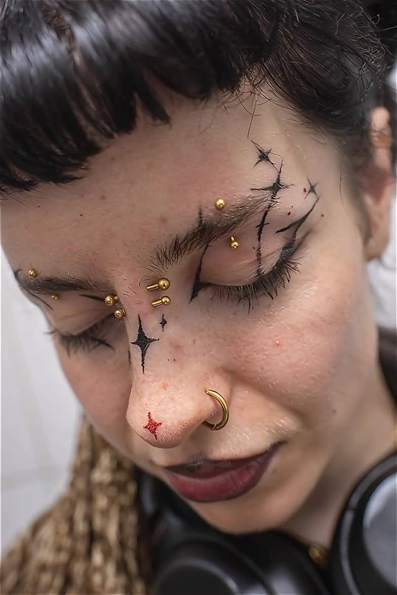 @PiercingsWorks