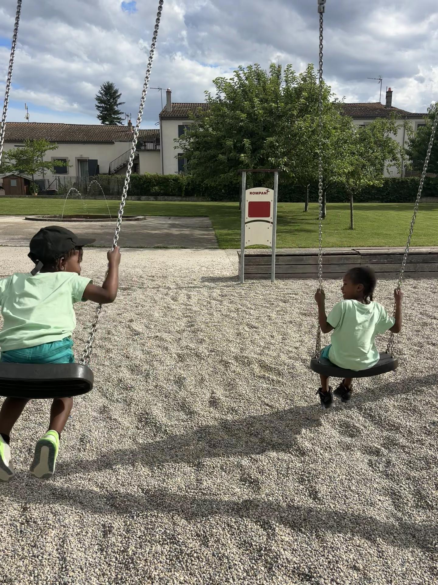 @QueenShainine97👑👸🏾R.A👑👸🏾