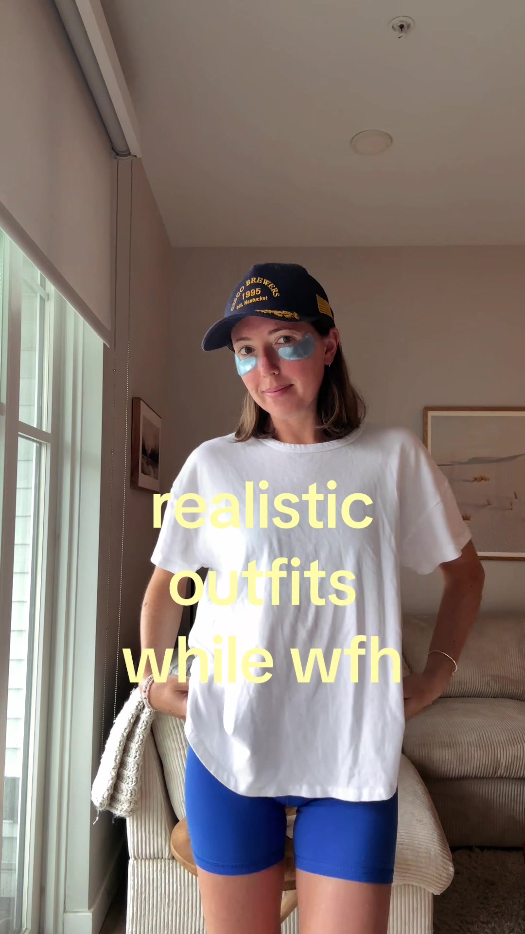 @LT